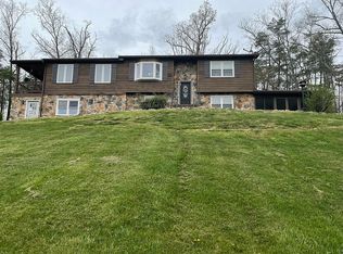 192 Sirbaugh Rd, Capon Bridge, WV 26711