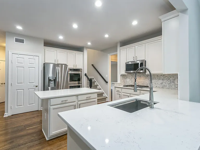 43179 Allenby Way — Photo 6