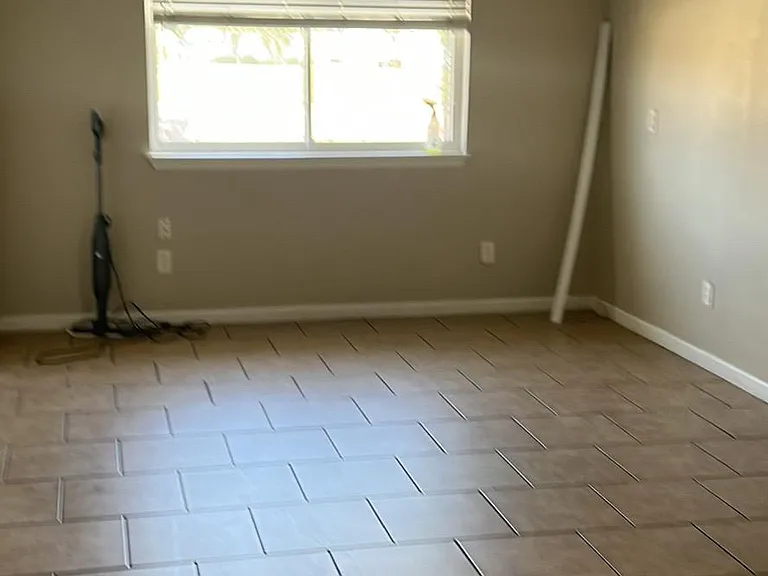 4644 Bonita Dr — Photo 3