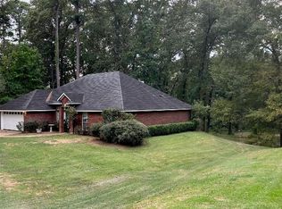2901 Heatherbrook Dr, Haughton, LA 71037