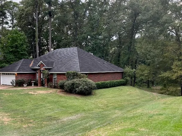 2901 Heatherbrook Dr, Haughton, LA 71037