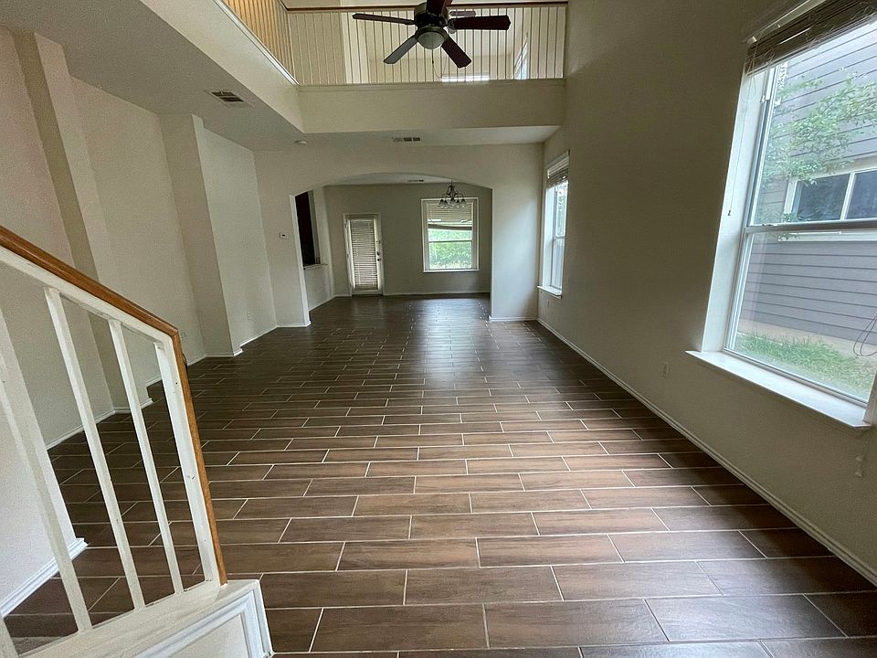 1st image of 1700 Kemah Dr