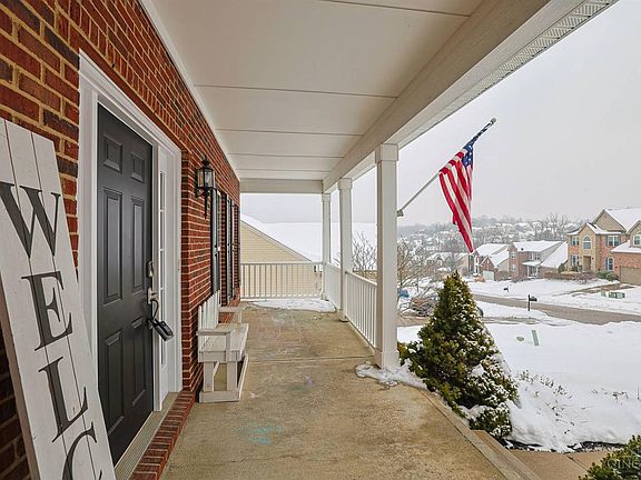 3rd image of 6864 Ruwes Oak Dr