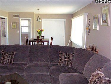 5th image of 3442 Sandalwood Ln