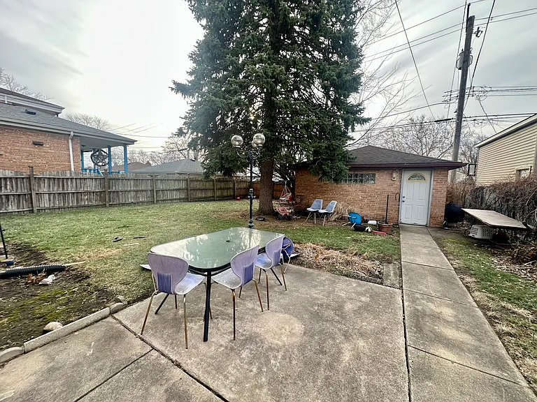 6309 W Touhy Ave #2 — Photo 15