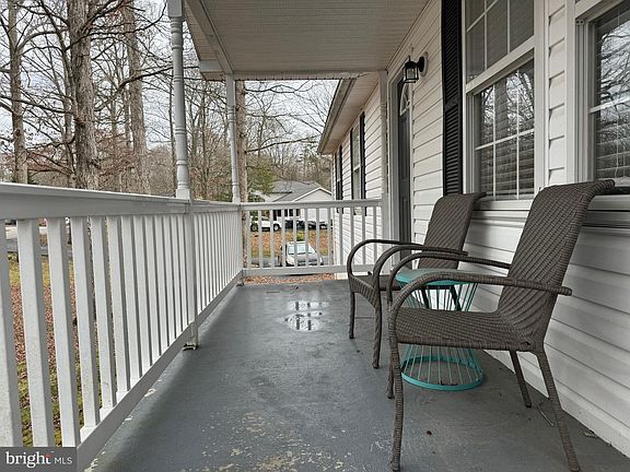 3rd image of 26074 Crescent Ln