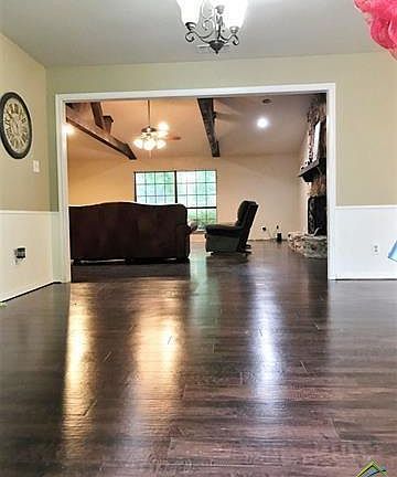 2nd image of 4721 Lakeside Dr