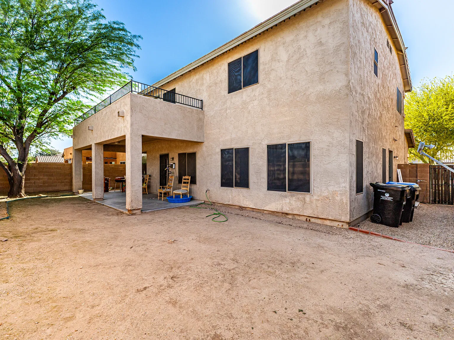 5 bed, 2952 sqft, $3,000 — Photo 2
