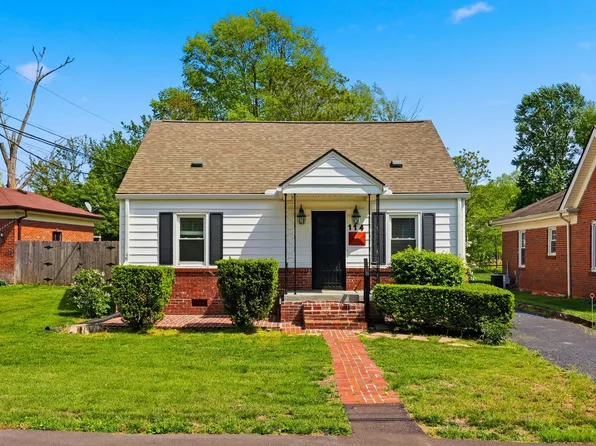 114 Pin Oak Dr, Lexington, KY 40503