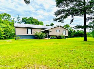 145 Quail Run Rd, Lucedale, MS 39452