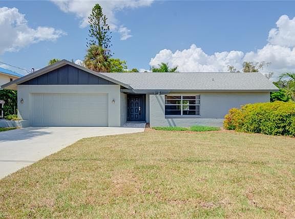 2nd image of 6464 Plumosa Ave