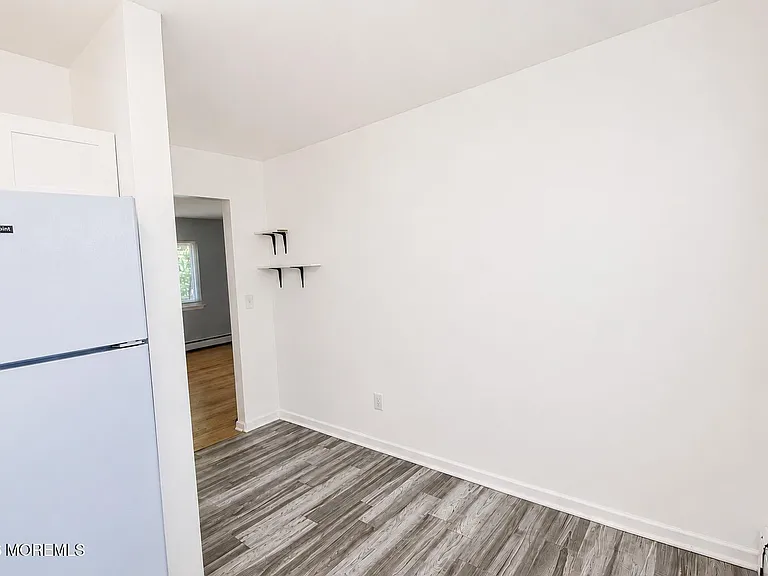 165 Wyckoff Rd #B — Photo 4