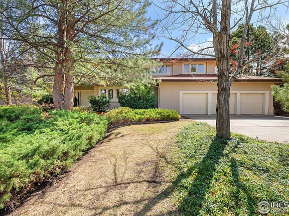 2nd image of 4062 Pinon Dr