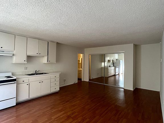 4th image of 1507 12th St APT 1A