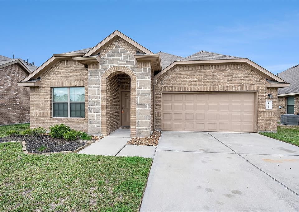 1st image of 21626 Cavallo Ln