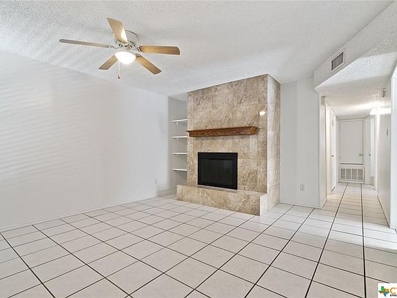 3rd image of 153 Coers Dr APT 3