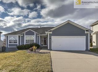 7210 N Lewis Ave, Kansas City, MO 64158