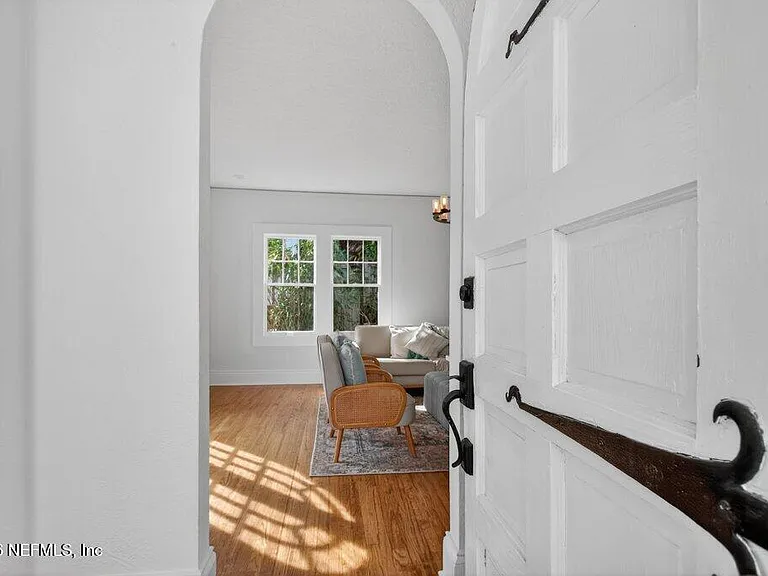 2963 Remington St — Photo 5