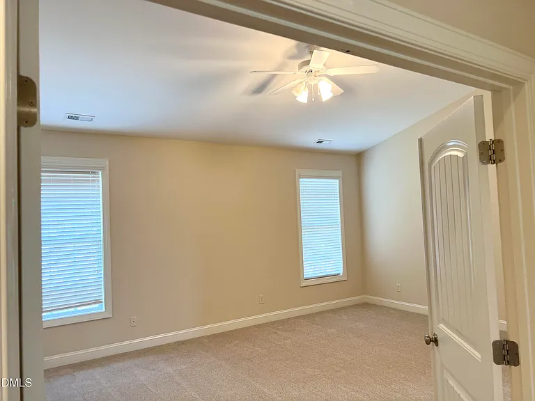 1018 Jewel Creek Dr — Photo 9