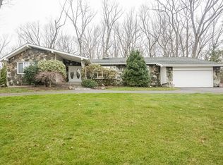 9 Gloucester Ct, East Brunswick, NJ