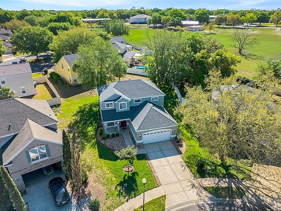 3rd image of 413 Split Oak Ct