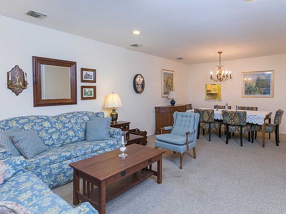 5th image of 66 Knolls Dr