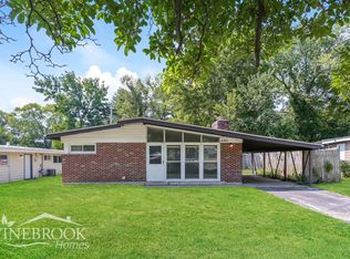 6921 Woodhurst Dr, Hazelwood, MO 63042