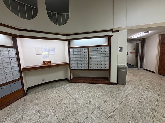 4th image of 101 Hilo Lagoon Ctr #714