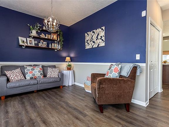 5th image of 3919 Abigail Dr