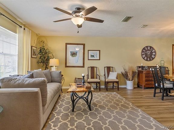 2nd image of 5921 W Pine Cir