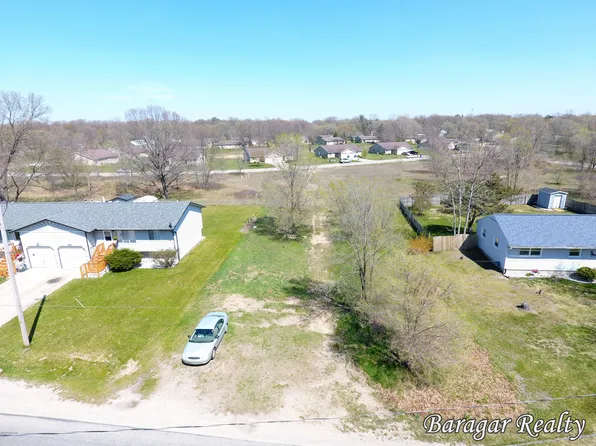 Sauter St, Muskegon, MI 49442