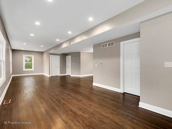 4th image of 229 Sophia St