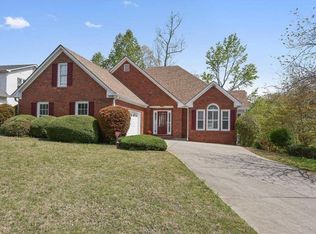 625 Sycamore Glen Ct, Lawrenceville, GA 30044