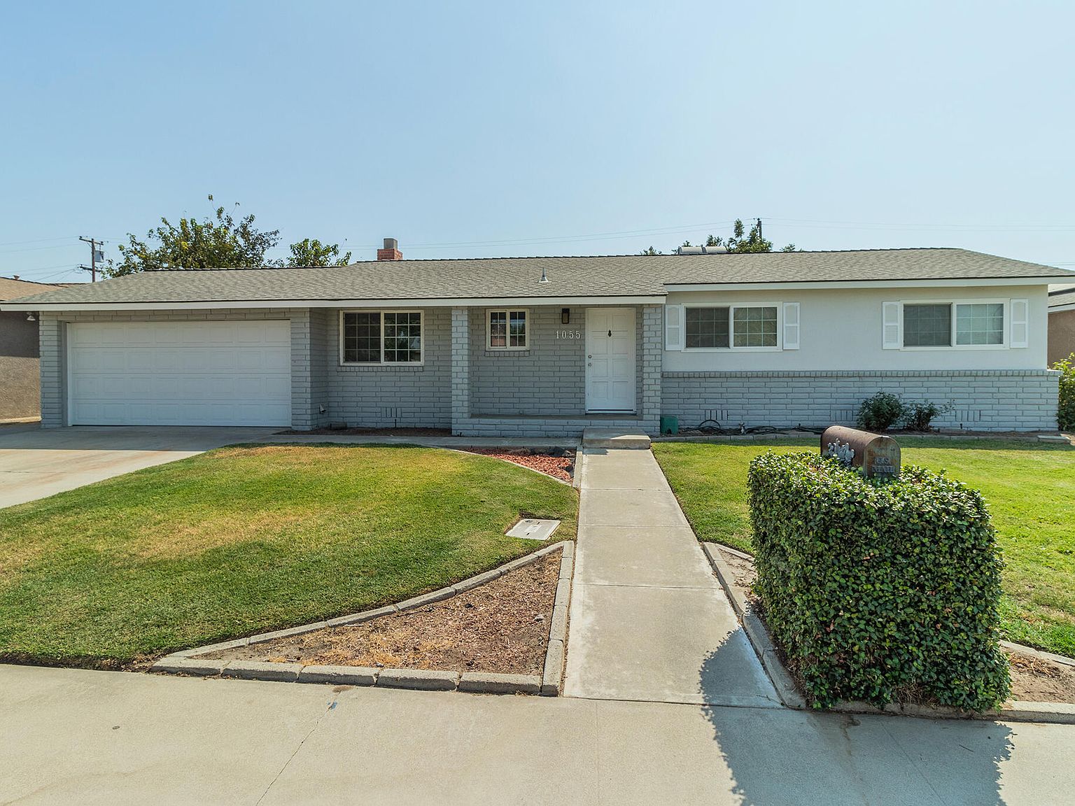 1055 Laurel Lane, Lemoore, CA 93245 | Zillow