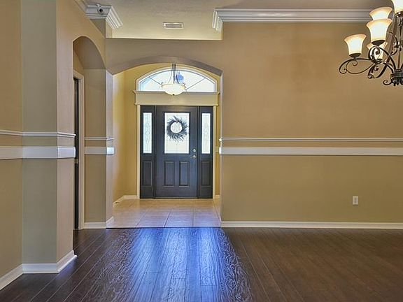 4th image of 5037 NE 122nd Ln