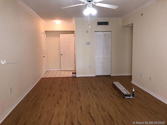 2nd image of 220 SW 116th Ave #15202