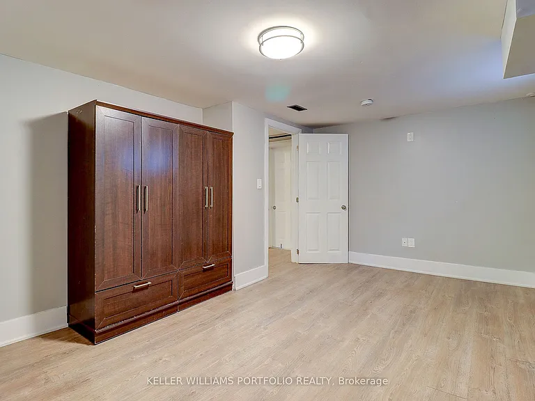 962 Willowdale Ave — Photo 17