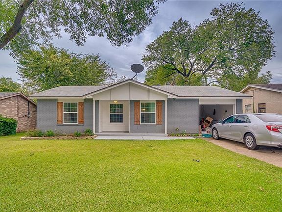 2nd image of 1402 Glynn Oaks Dr