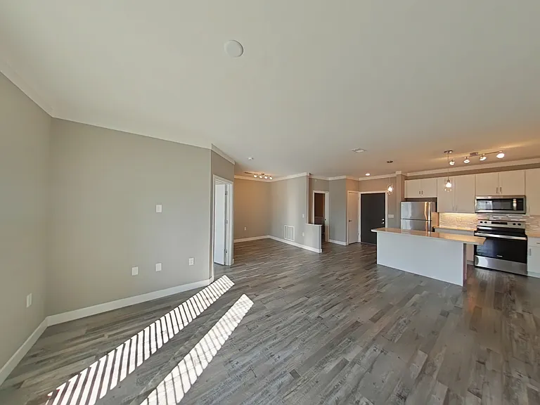 Allure Apartments — Photo 61