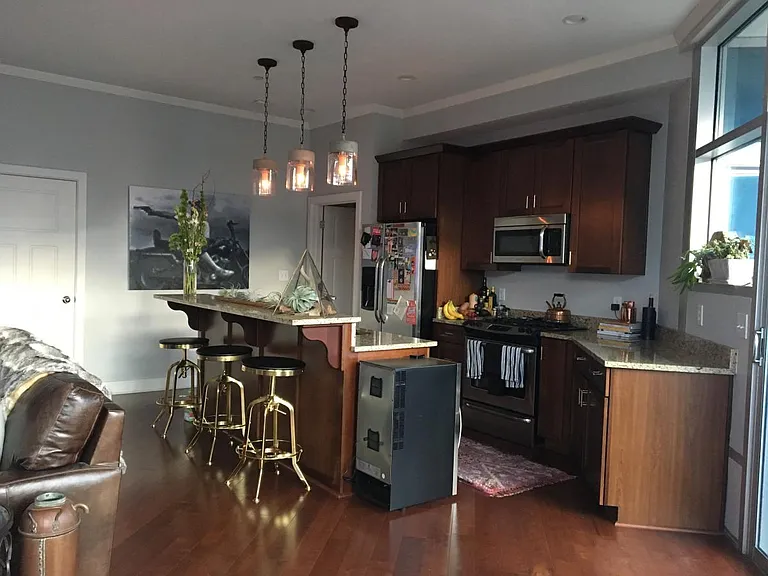 324 E Main St #306 — Photo 4