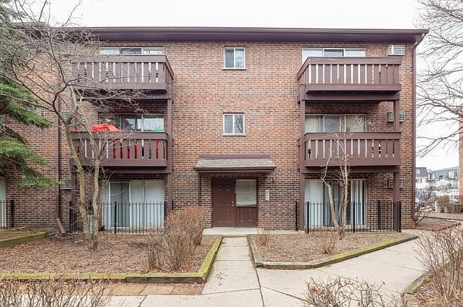 1st image of 1316 E Turtle Creek Cir APT B