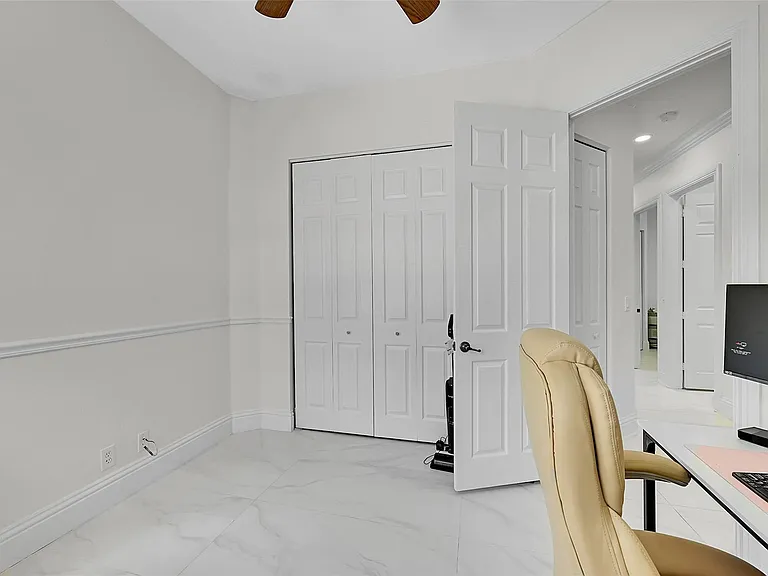 11163 NW 69th Pl — Photo 45