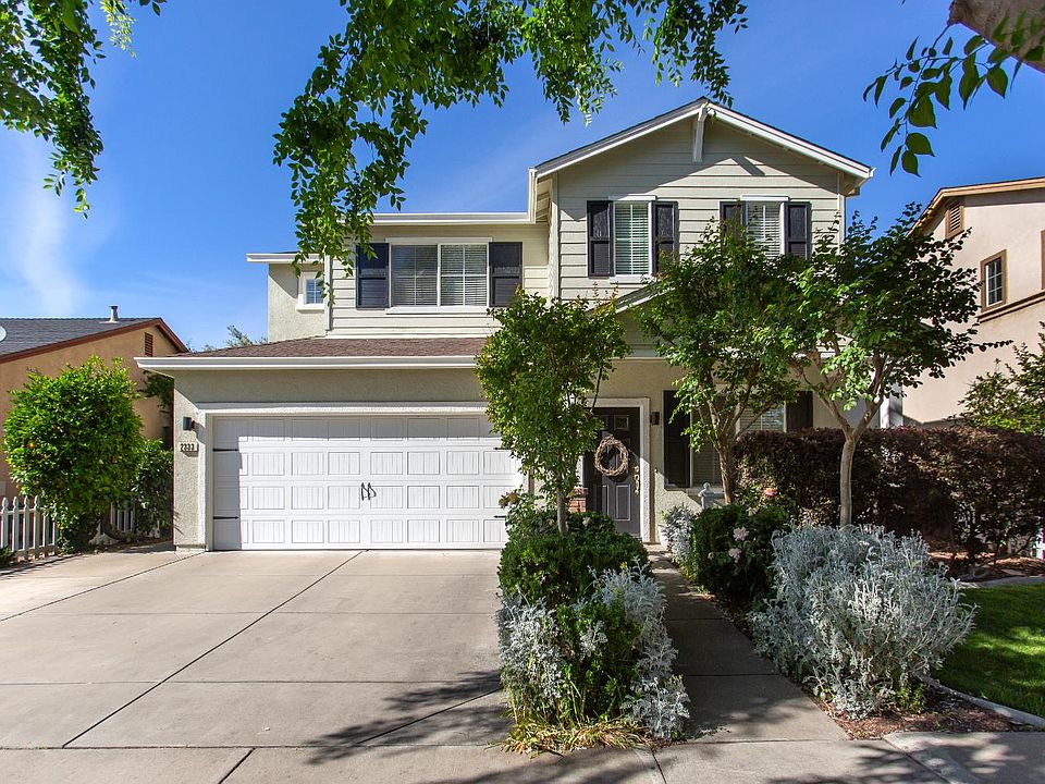 1st image of 2333 Old Rose Ln