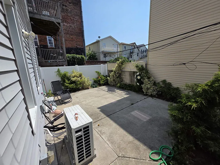 510 Kennedy Blvd — Photo 11
