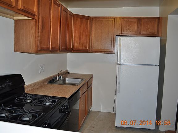 5th image of 7975 Audubon Ave #A1