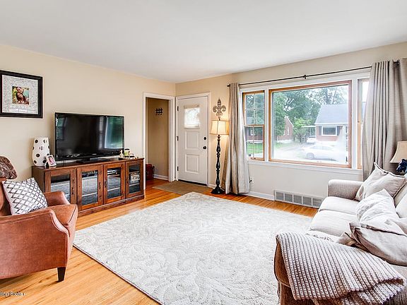 3029 Nadina Dr-6