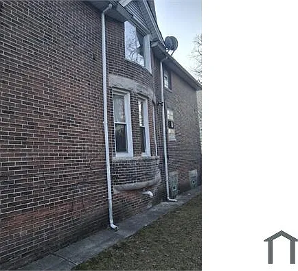 3 bed, $1,250 — Photo 2