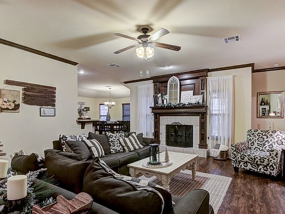 5th image of 7608 Geneva Rea Ln