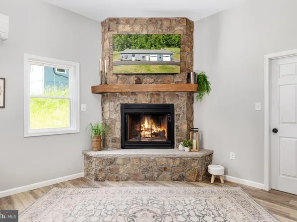 5331 Merry Oaks Rd, The Plains, VA 20198