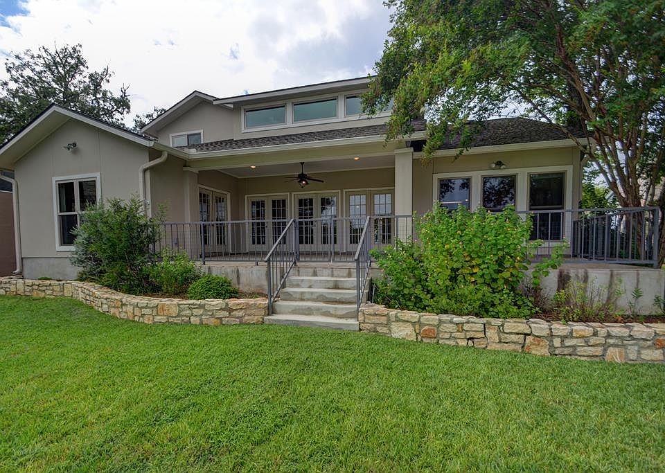 1st image of 534 Sand Bend Dr E